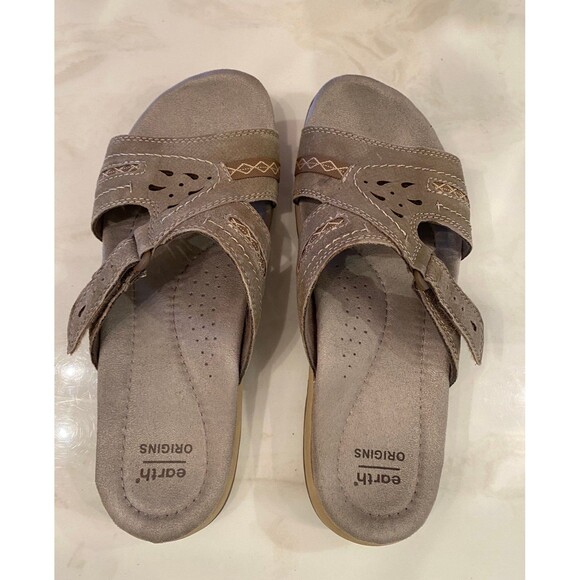 Earth Origins Womens Size 8 WIDE Slip On Orthotic Footbed Tan Adjustable Sandals - Picture 1 of 12